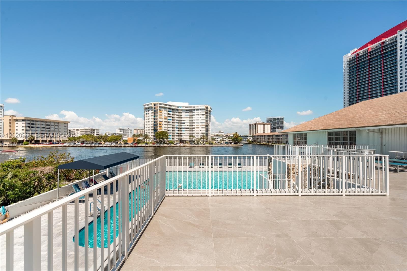 1849 Ocean Dr 305 photo 22
