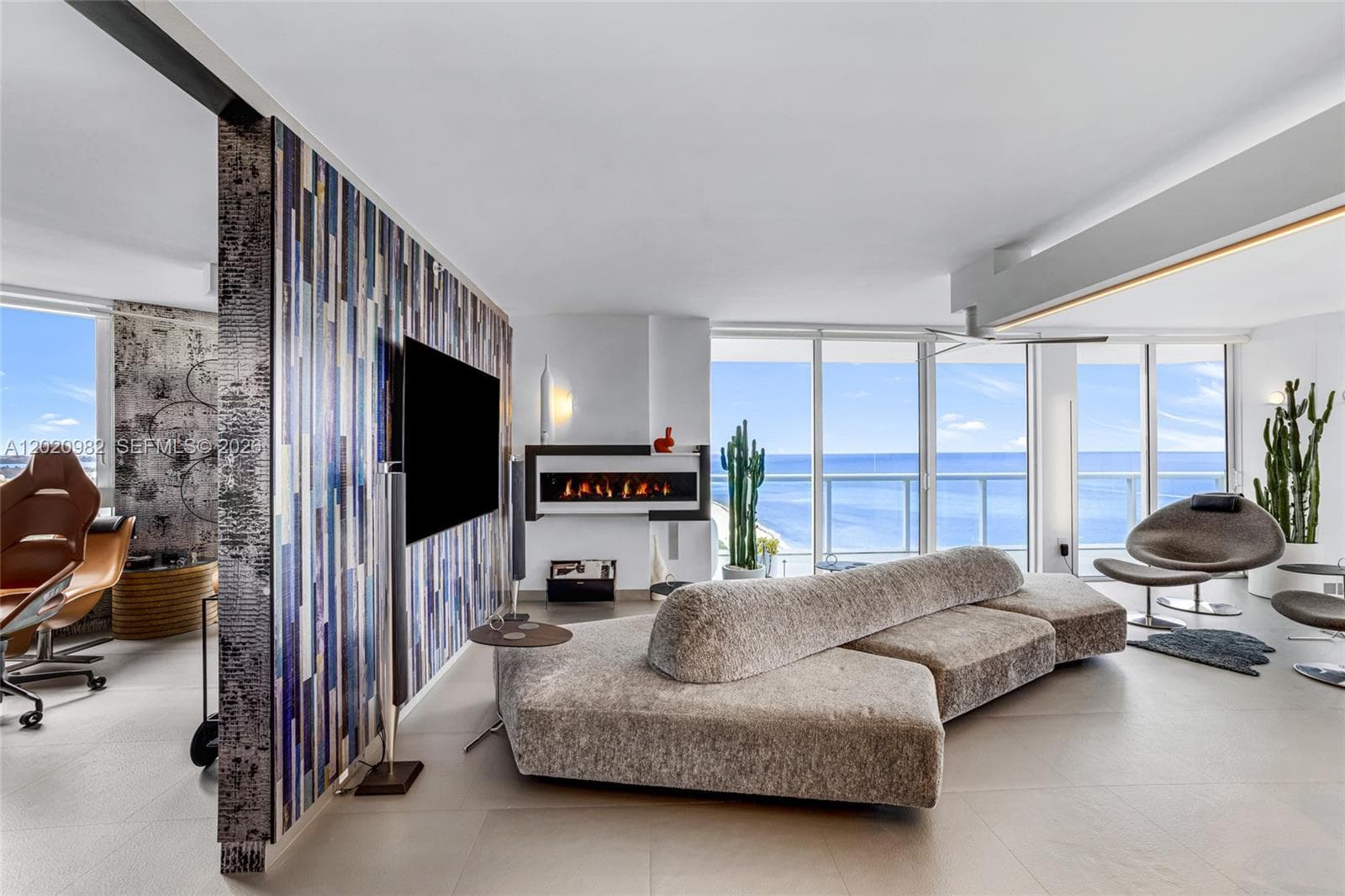 6365 Collins Ave 2301 photo 3