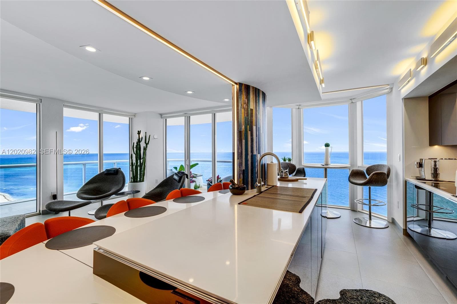 6365 Collins Ave 2301 photo 4