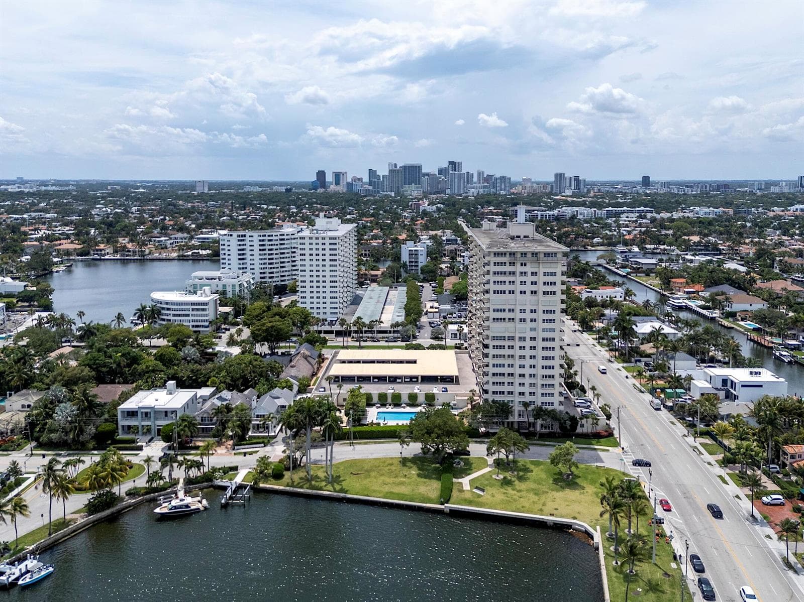 2500 E Las Olas Boulevard 1703 photo 4
