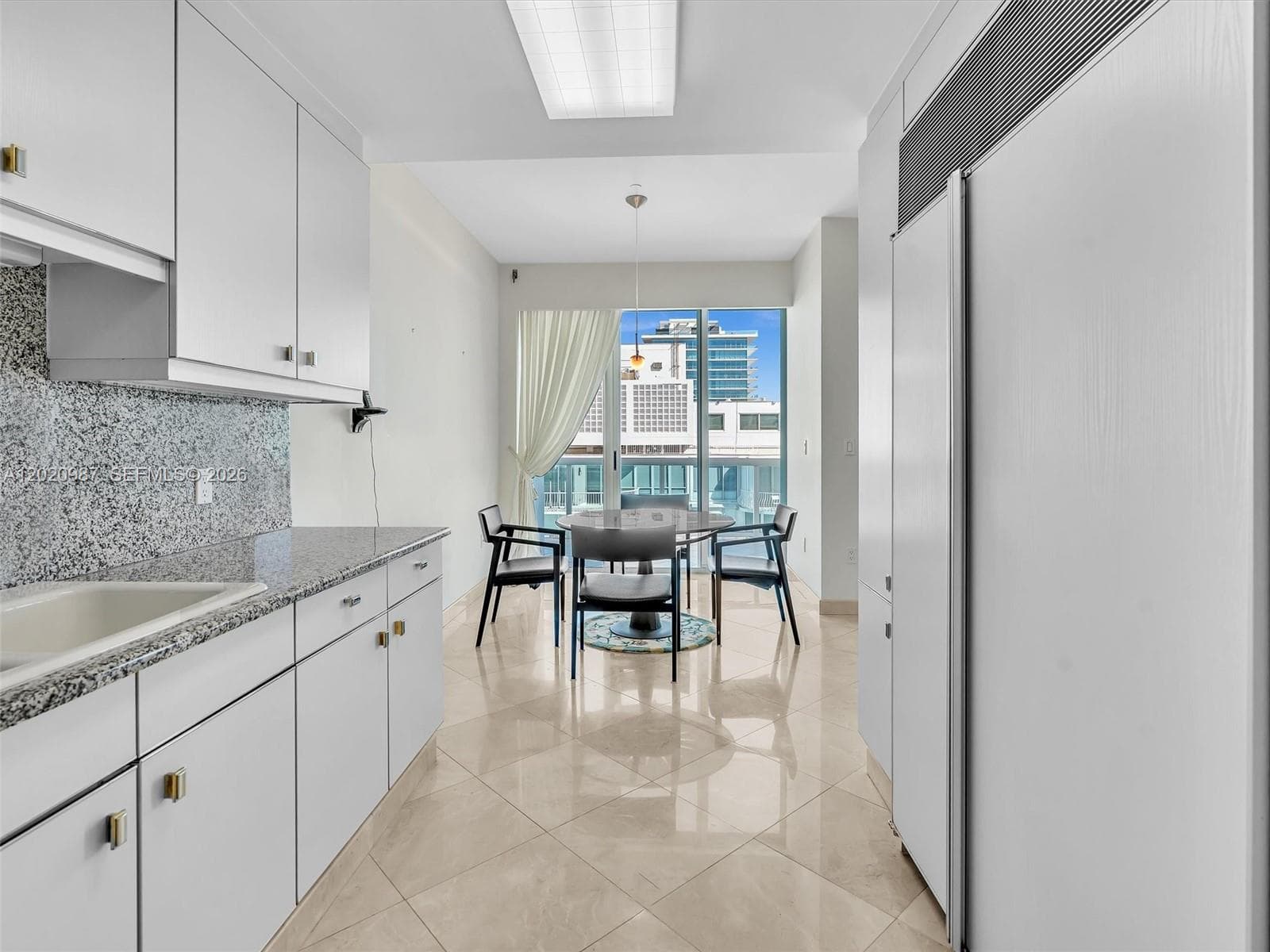 10101 Collins Ave 18C + CABANA photo 24