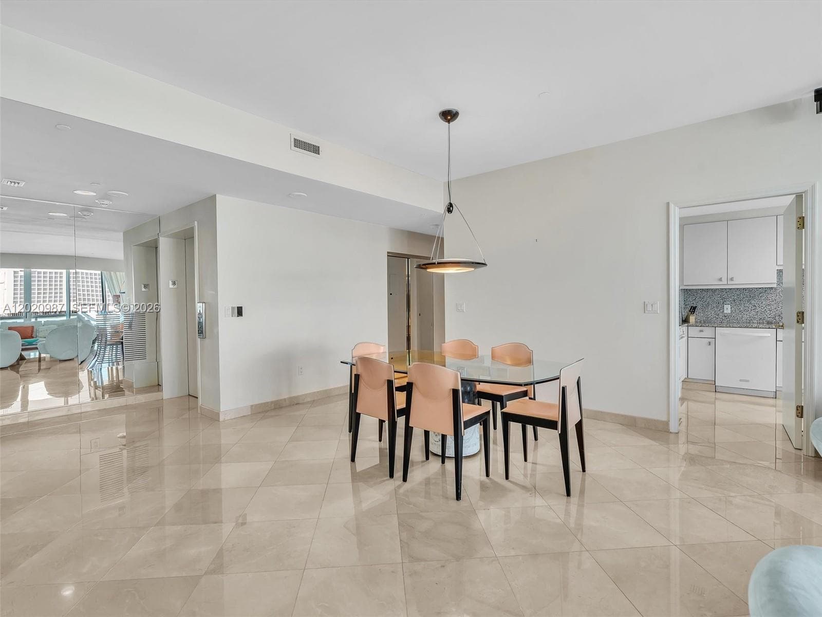 10101 Collins Ave 18C + CABANA photo 14