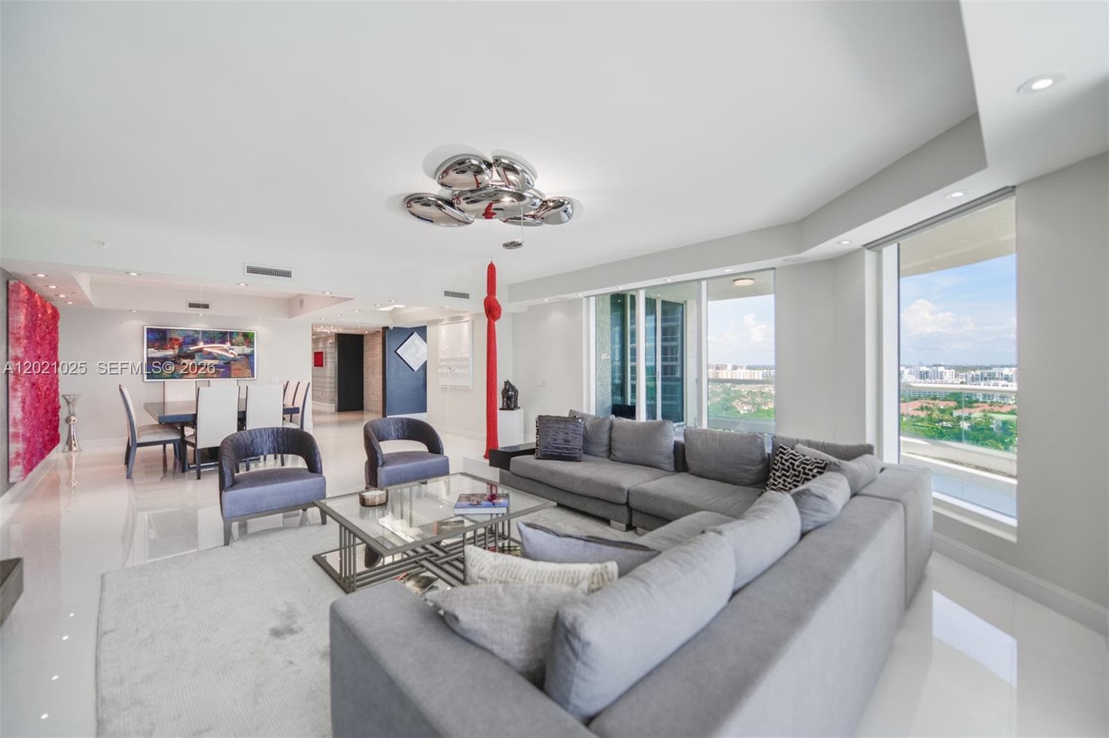 6000 Island Blvd 1801 photo 8