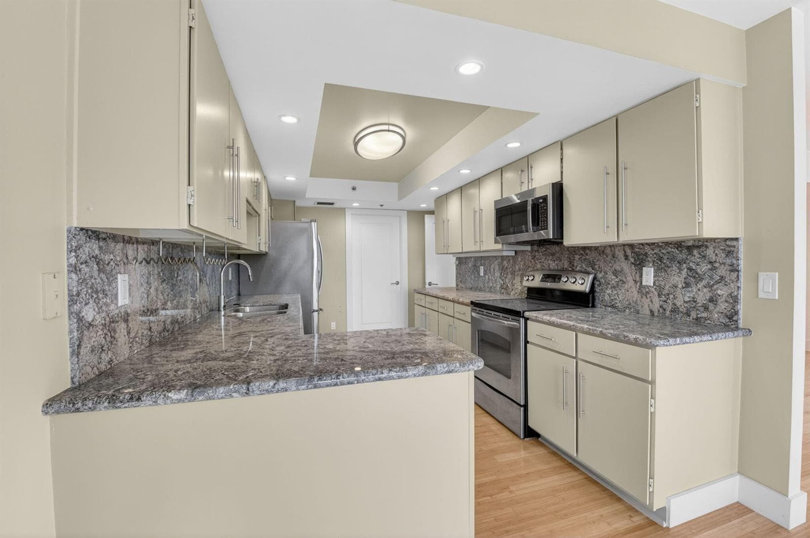 901 E Camino 4c photo 24