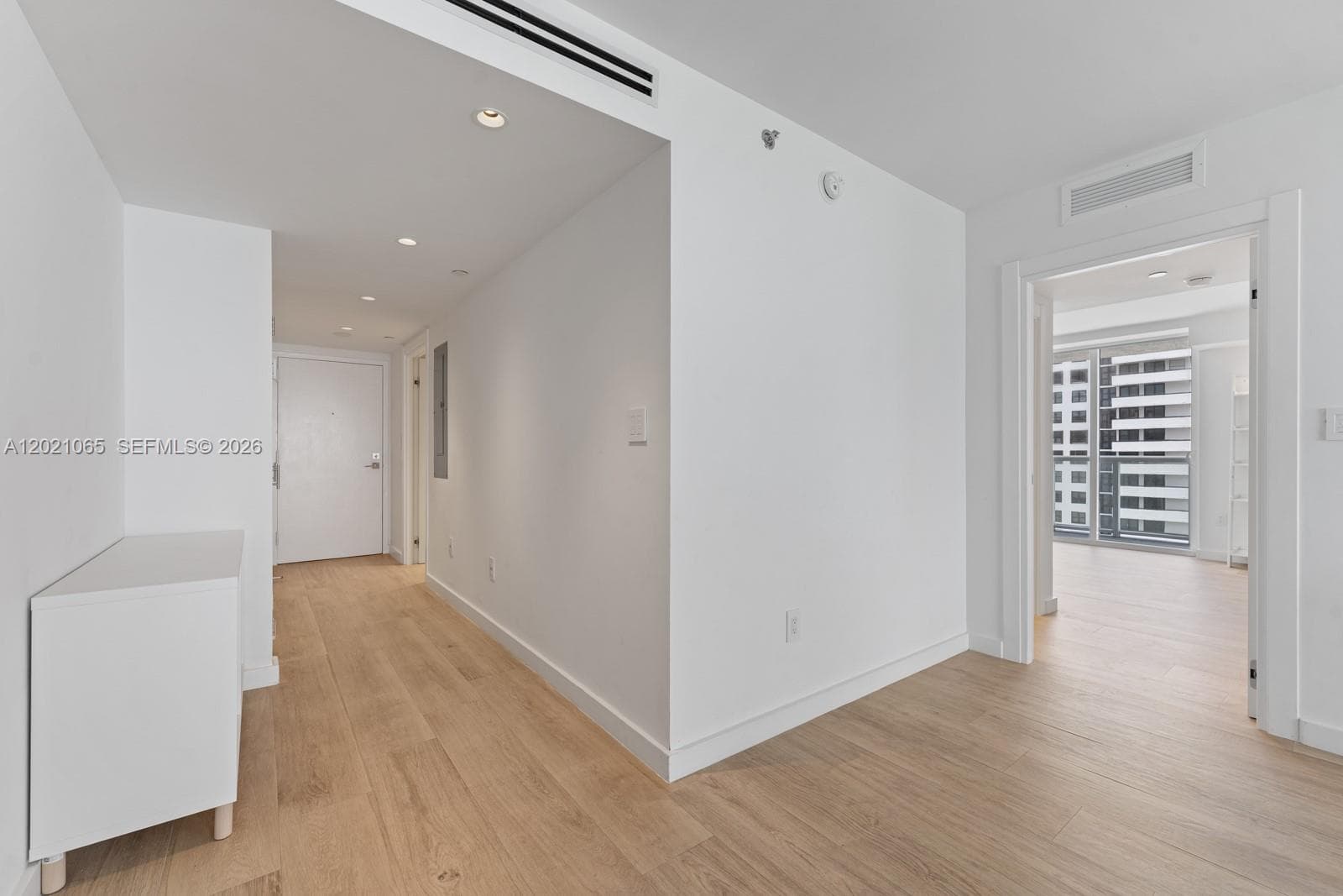 2457 Collins Ave 1703 photo 24