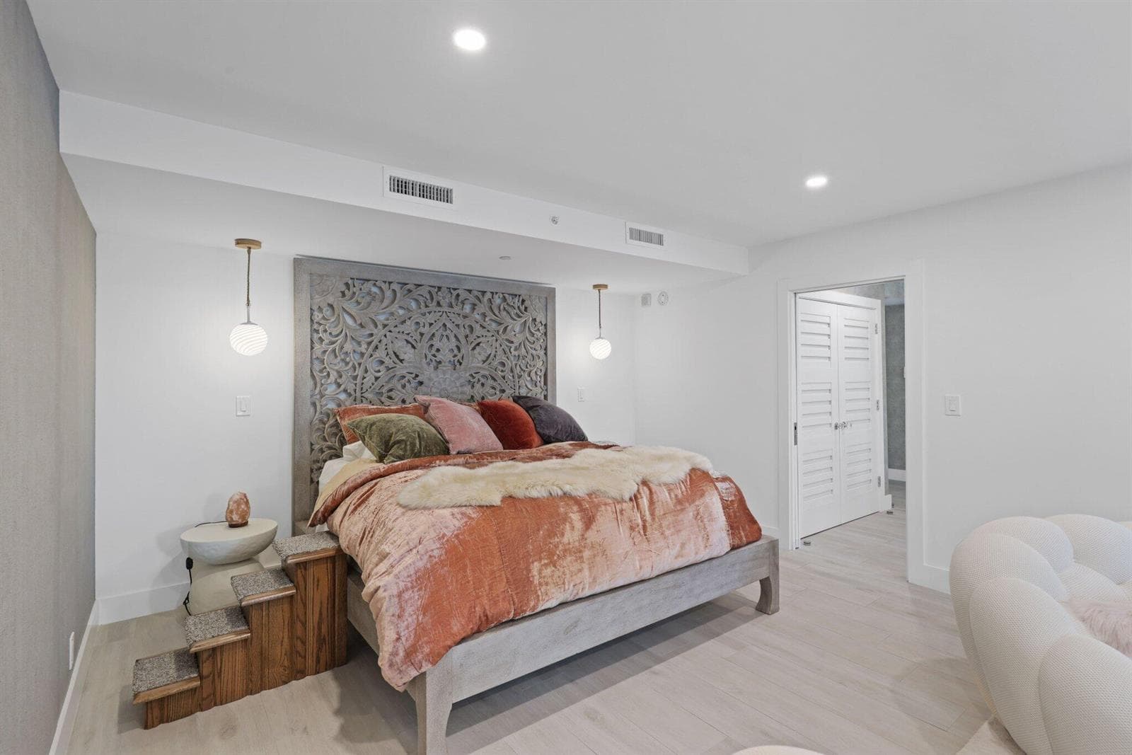 100 SE 5th Avenue 106 photo 24