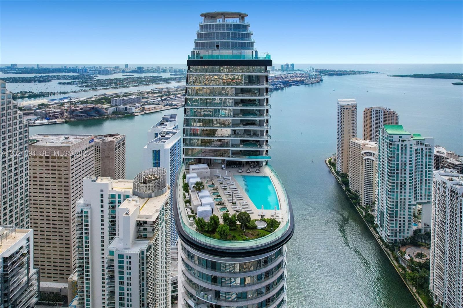300 Biscayne Blvd Way 3404 photo 4