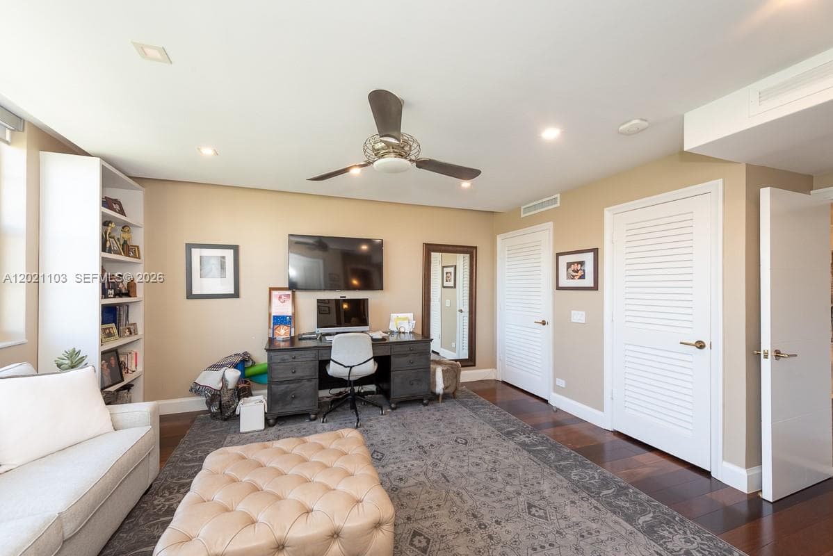 10180 Bay Harbor Dr 4A photo 17