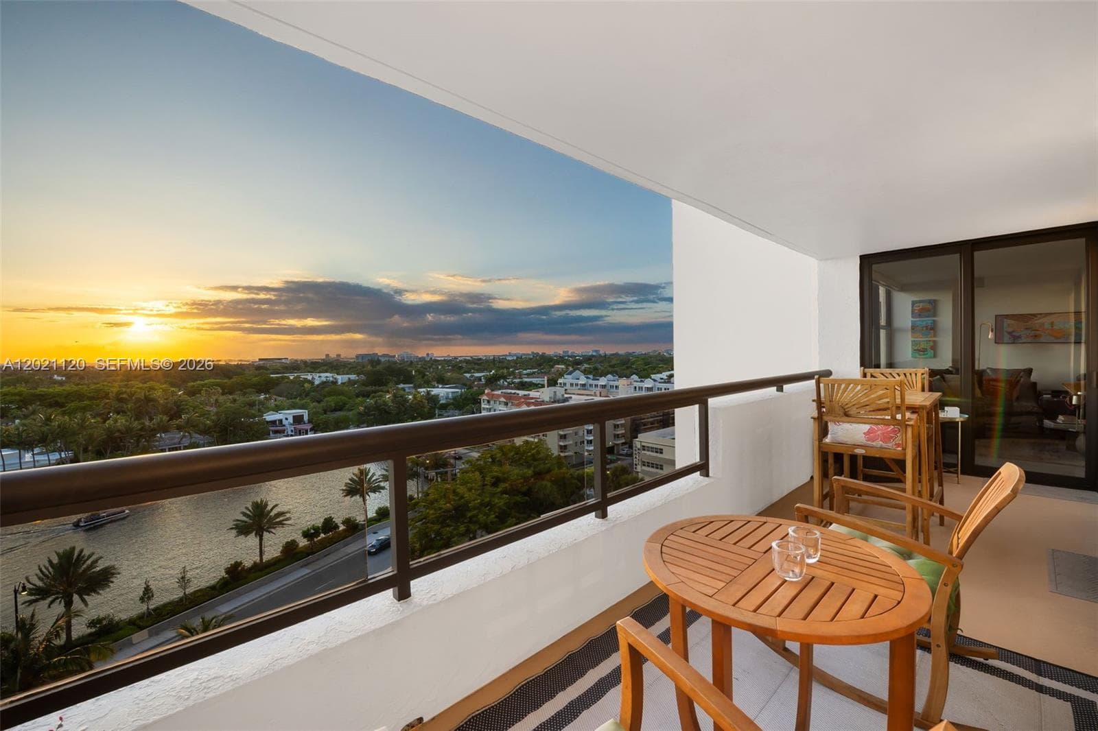 2555 Collins Ave 1106 photo 17