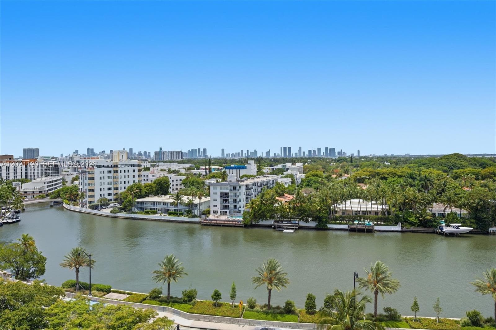 2555 Collins Ave 1106 photo 16