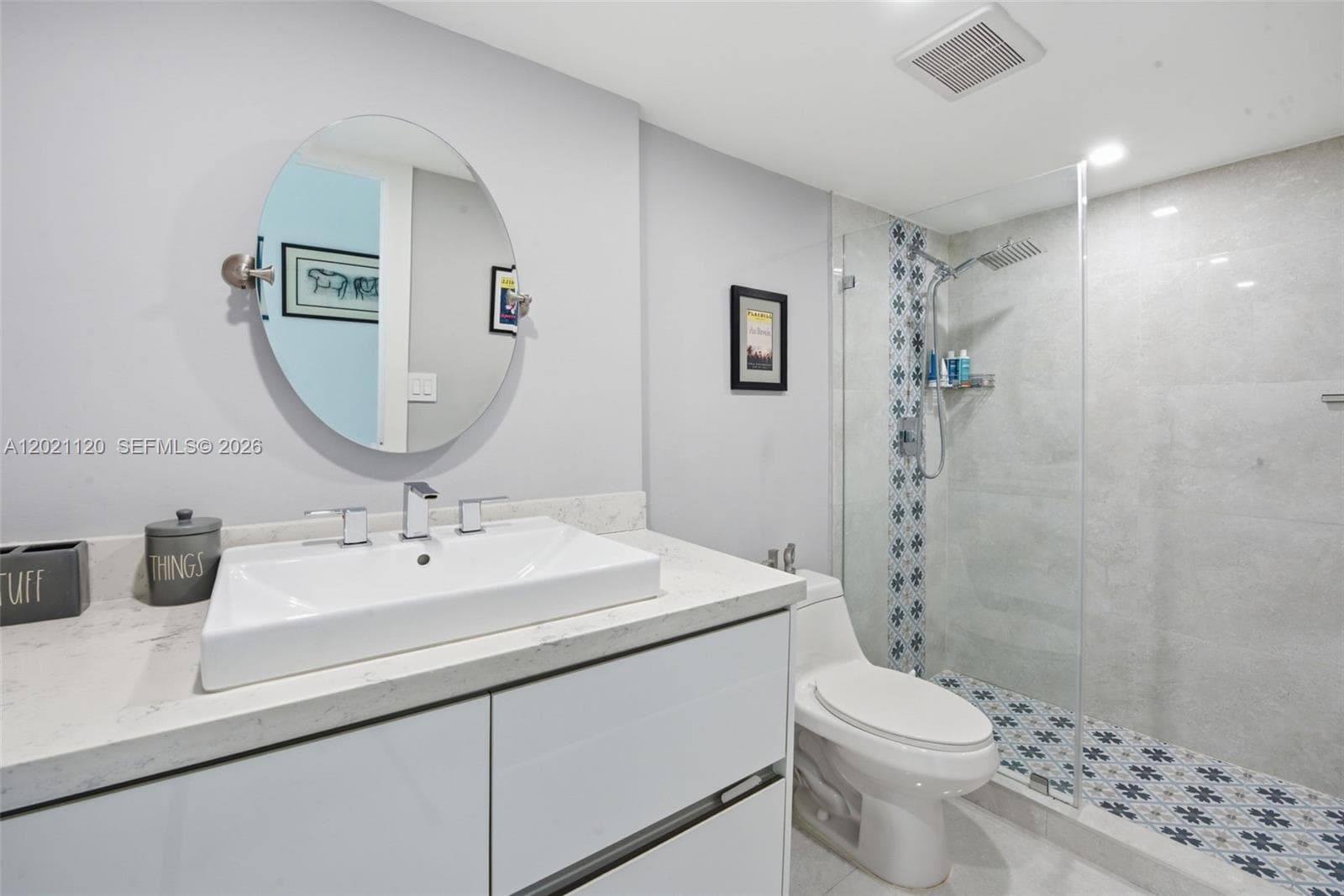 2555 Collins Ave 1106 photo 12