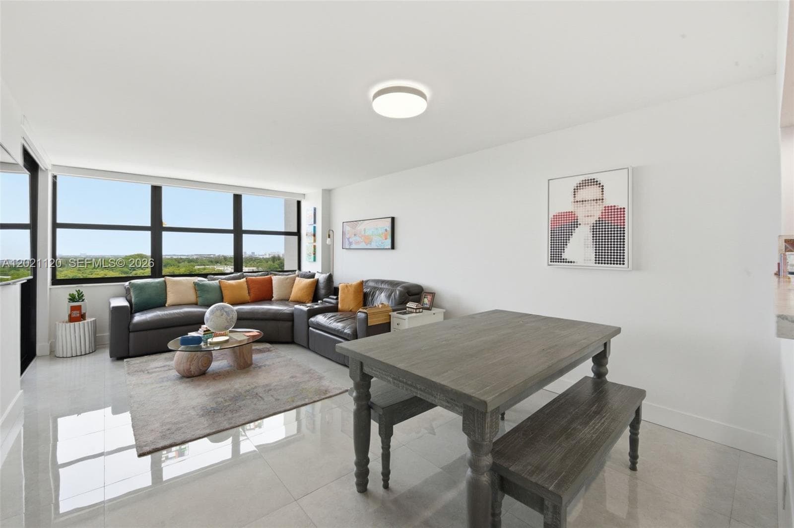 2555 Collins Ave 1106 photo 5
