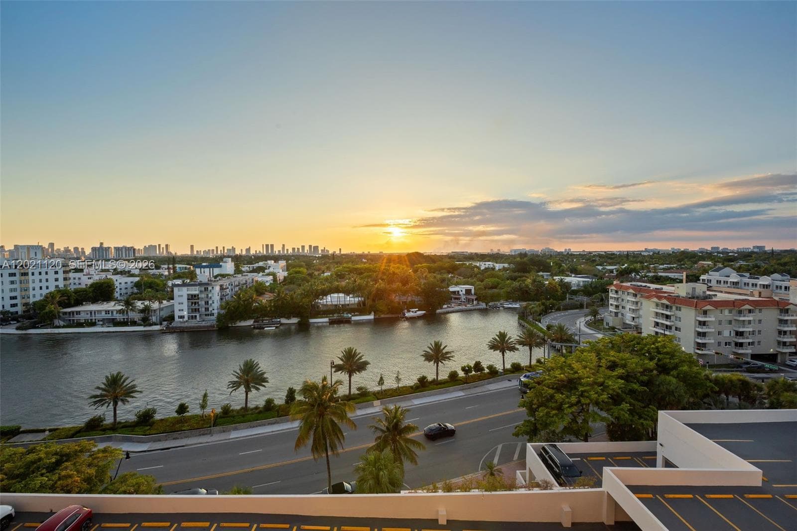 2555 Collins Ave 1106 photo 20