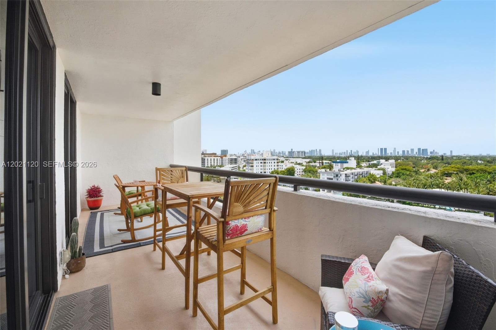 2555 Collins Ave 1106 photo 15