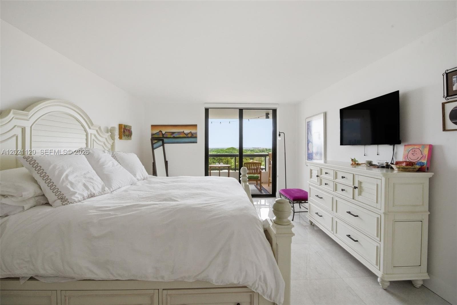 2555 Collins Ave 1106 photo 11