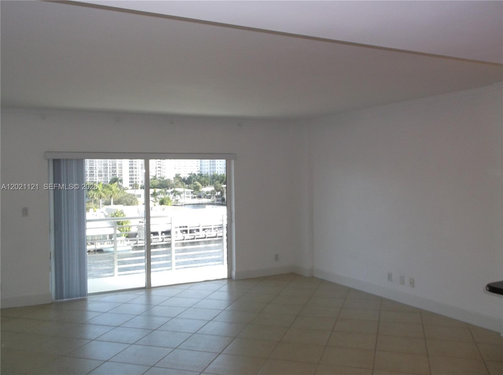 2900 30th St H6 photo 2