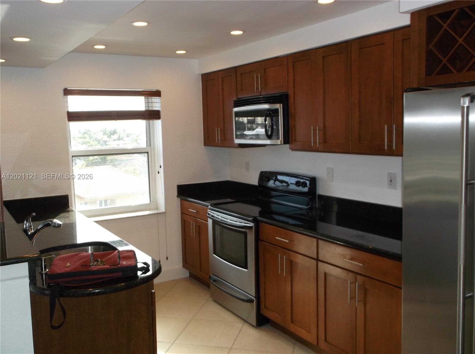 2900 30th St H6 photo 3