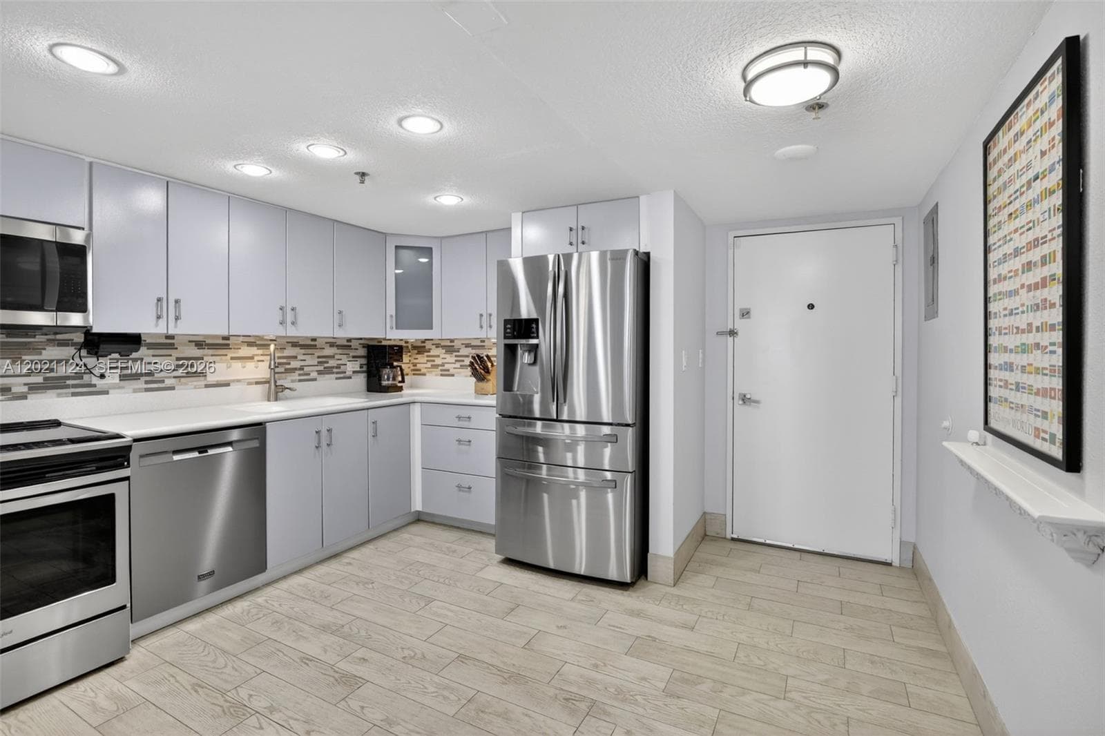 20515 Country Club Dr 2248 photo 6