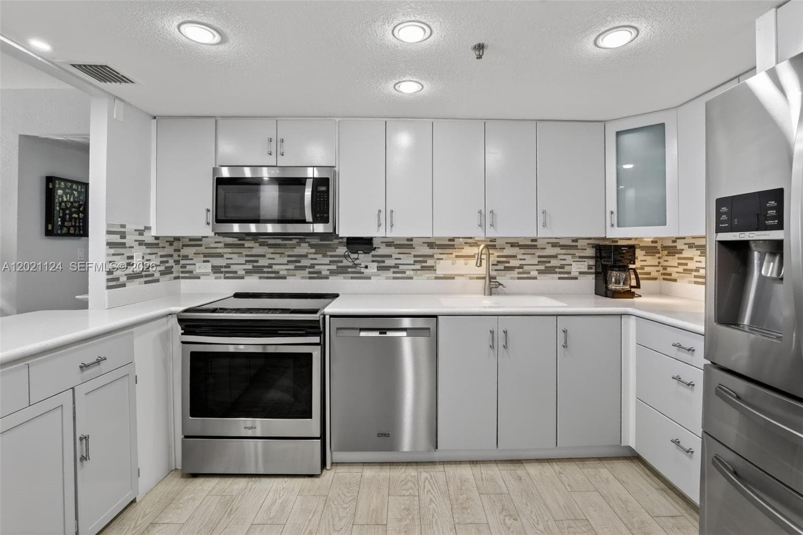20515 Country Club Dr 2248 photo 3