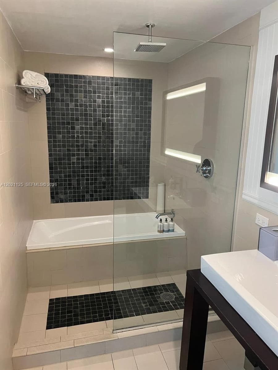 17315 Collins Ave 1507 photo 20