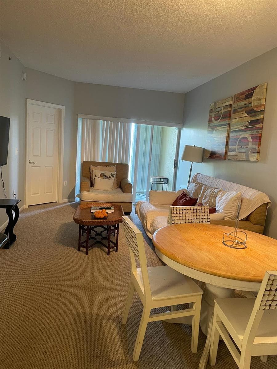 2060 Greenview Shores Boulevard 319 photo 5