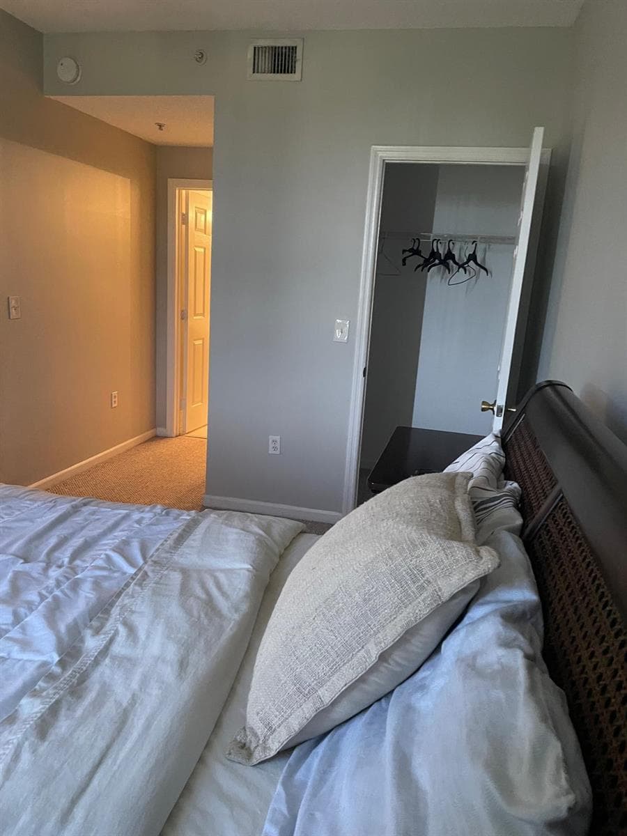 2060 Greenview Shores Boulevard 319 photo 11