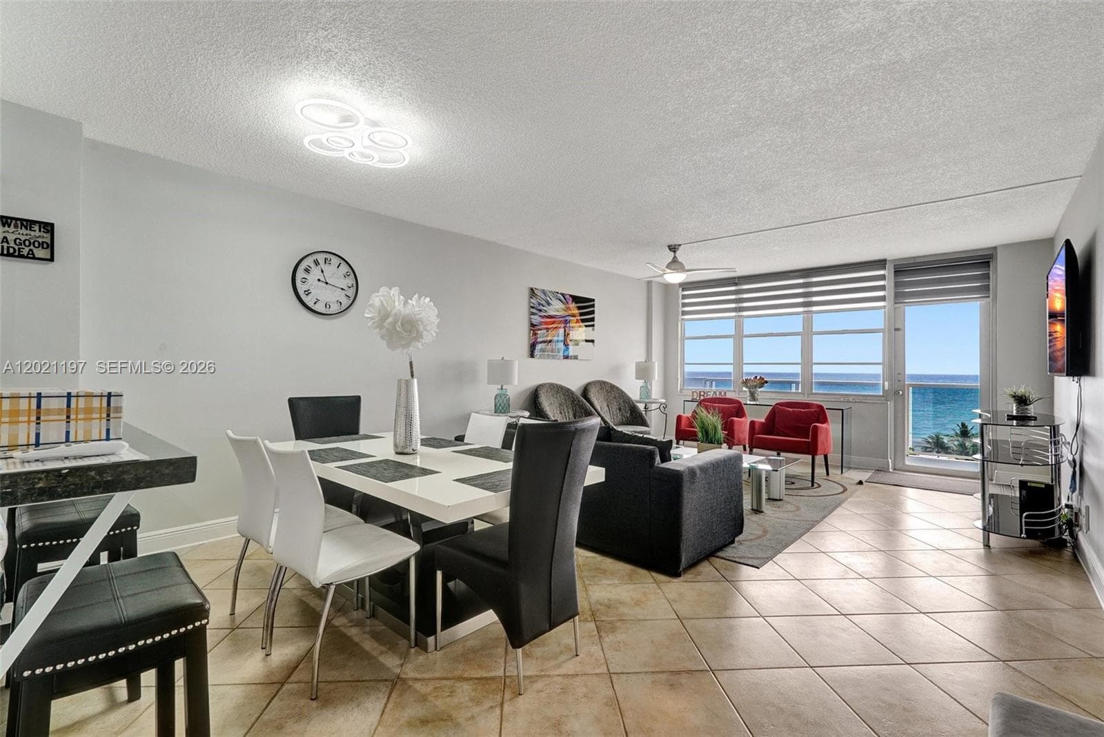 3725 Ocean Dr 812 photo 7