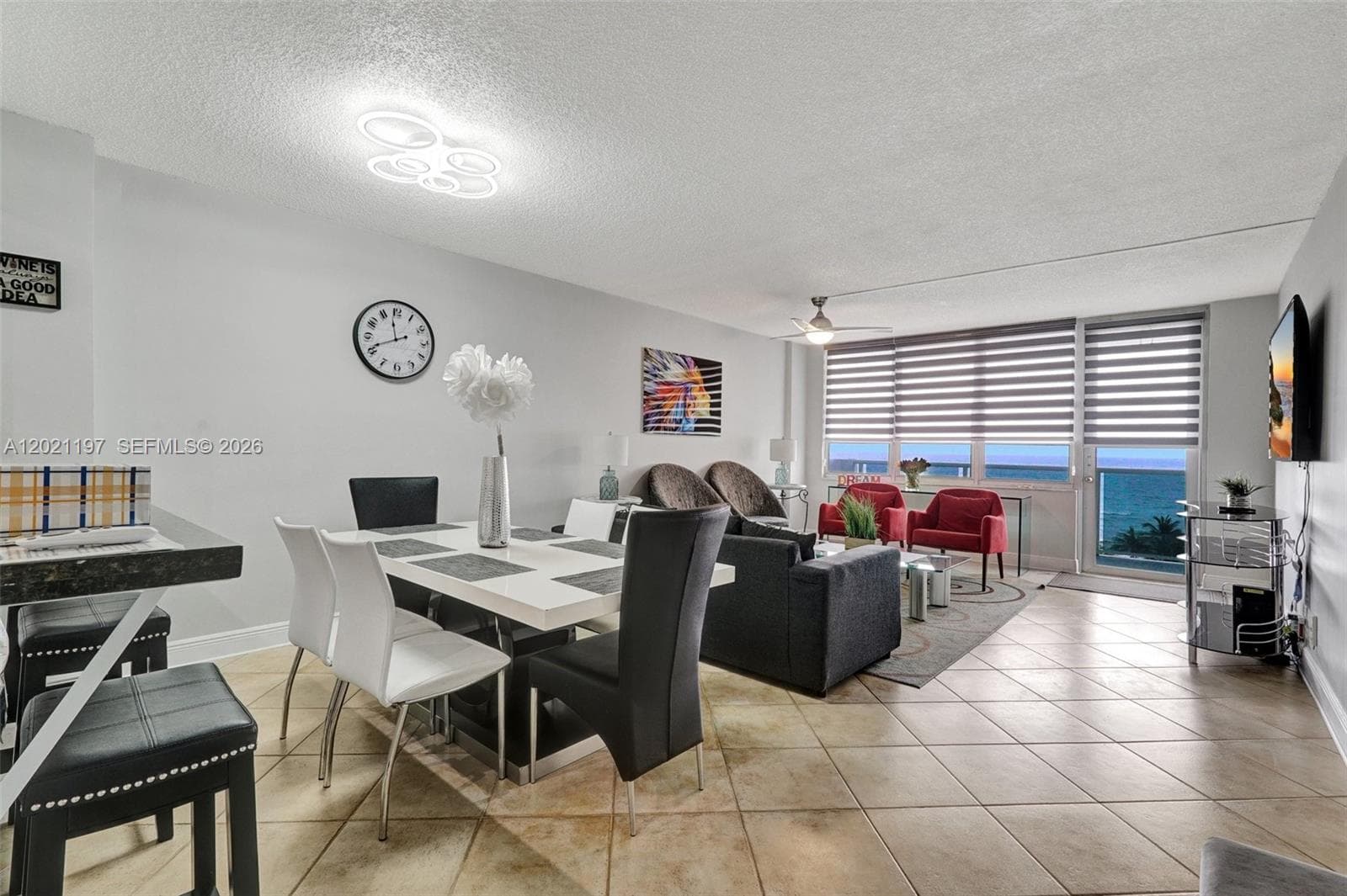 3725 Ocean Dr 812 photo 19
