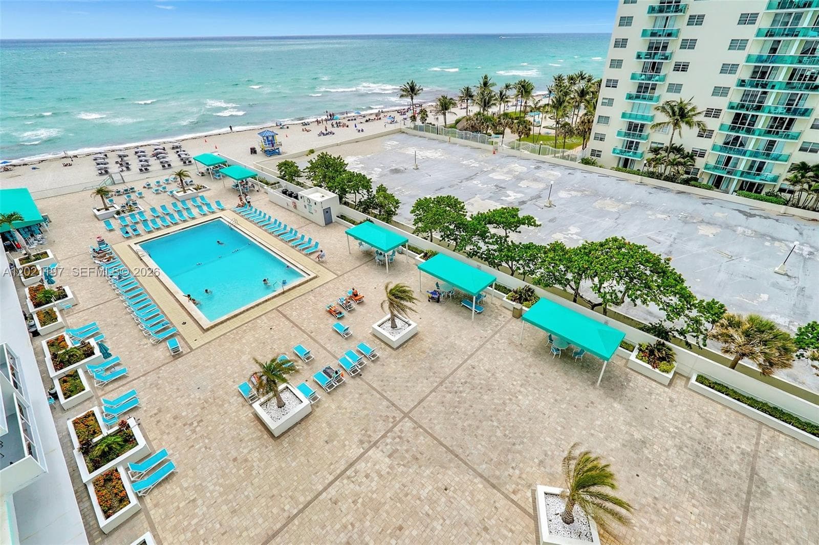3725 Ocean Dr 812 photo 21