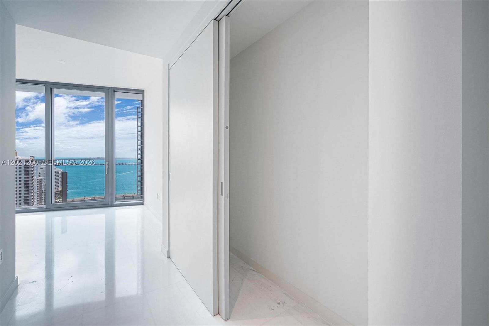 300 Biscayne Boulevard Way 2906W photo 17