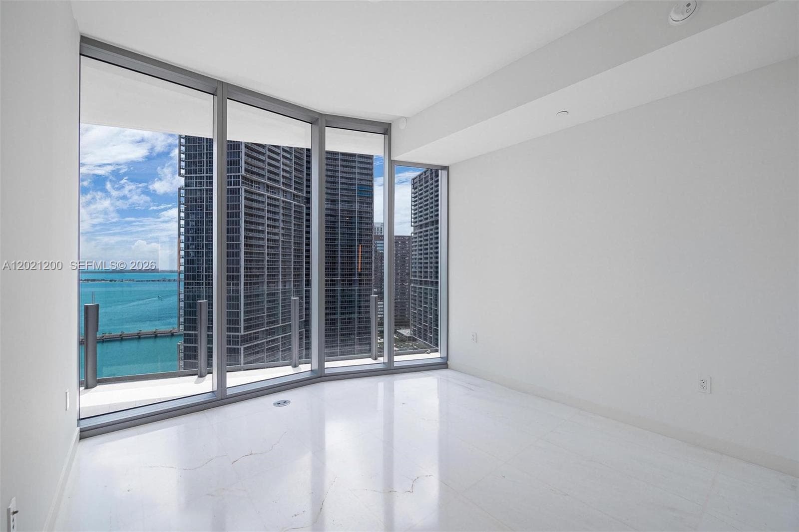 300 Biscayne Boulevard Way 2906W photo 22