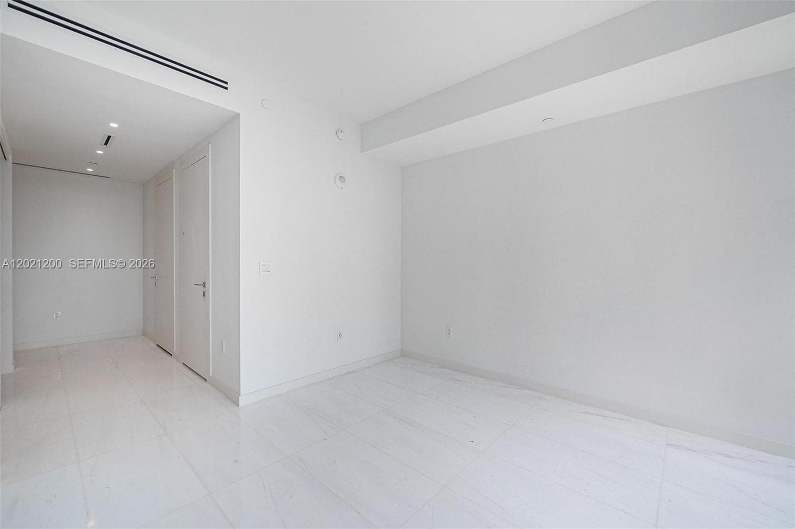 300 Biscayne Boulevard Way 2906W photo 20