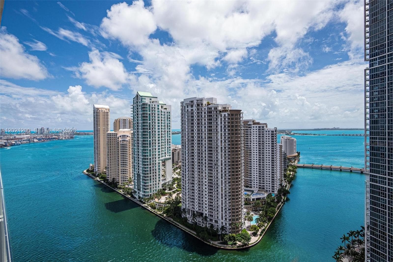 300 Biscayne Boulevard Way 2906W photo 4