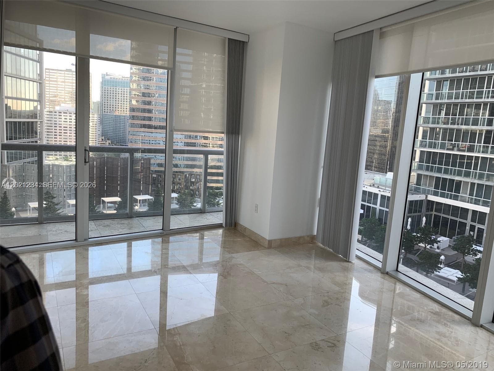 475 Brickell Ave 1813 photo 6