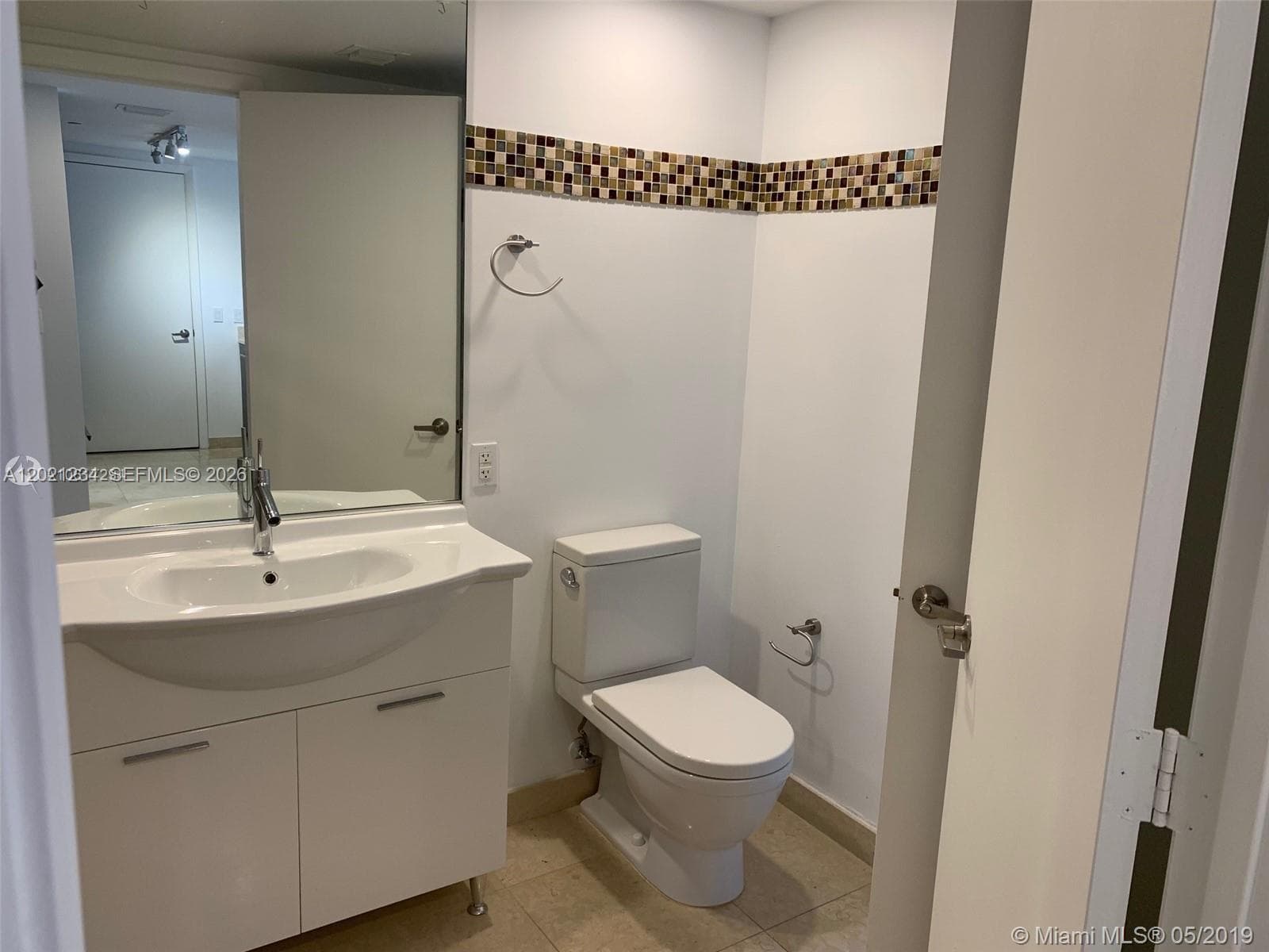 475 Brickell Ave 1813 photo 15