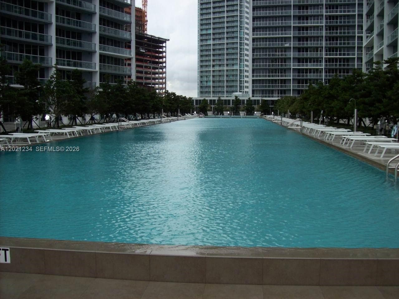475 Brickell Ave 1813 photo 21