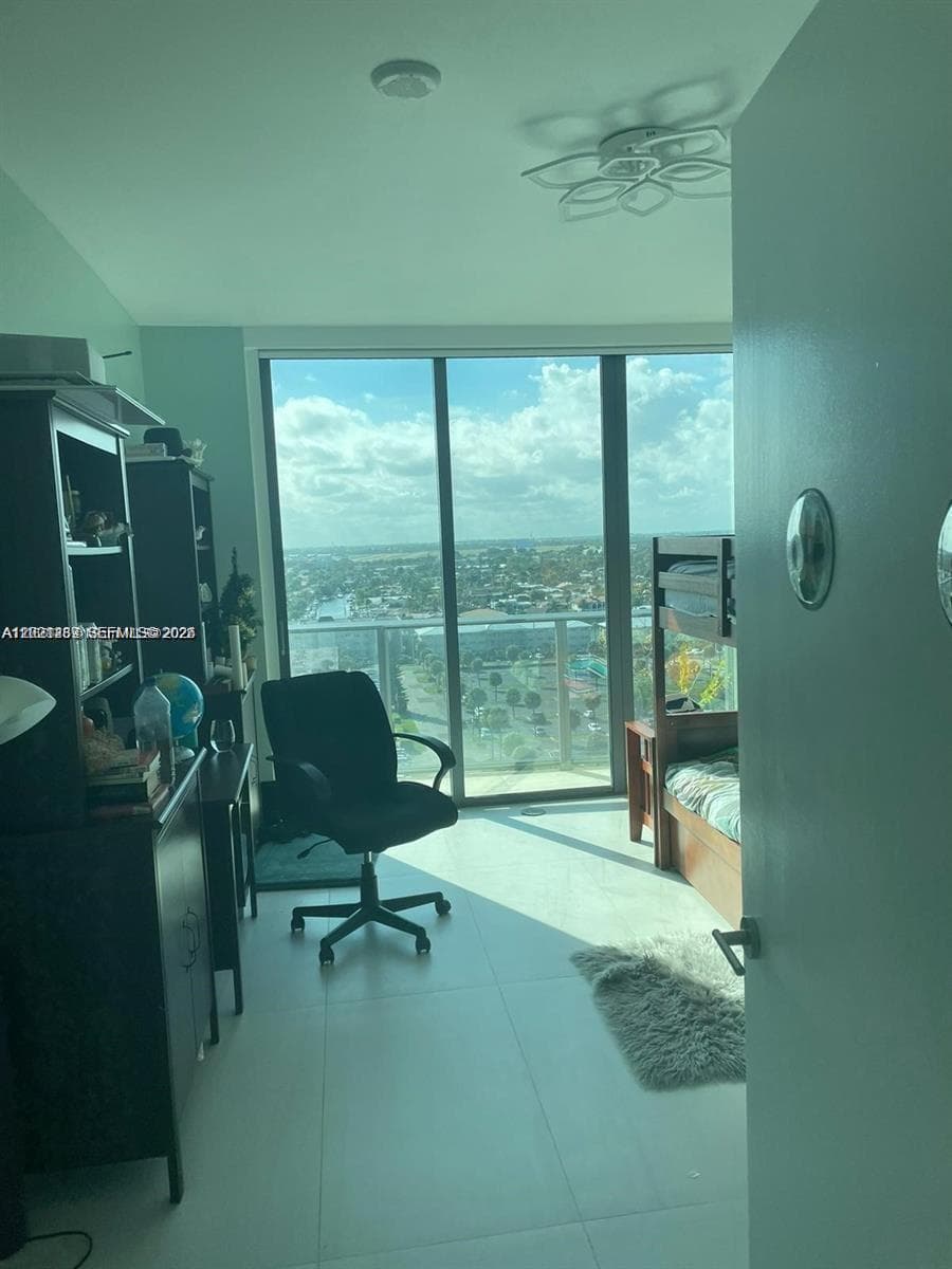 730 N Ocean Blvd 1205 photo 9