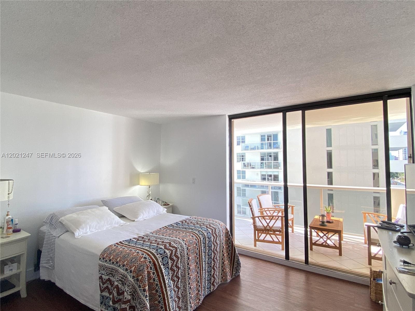 5757 Collins Ave 703 photo 9