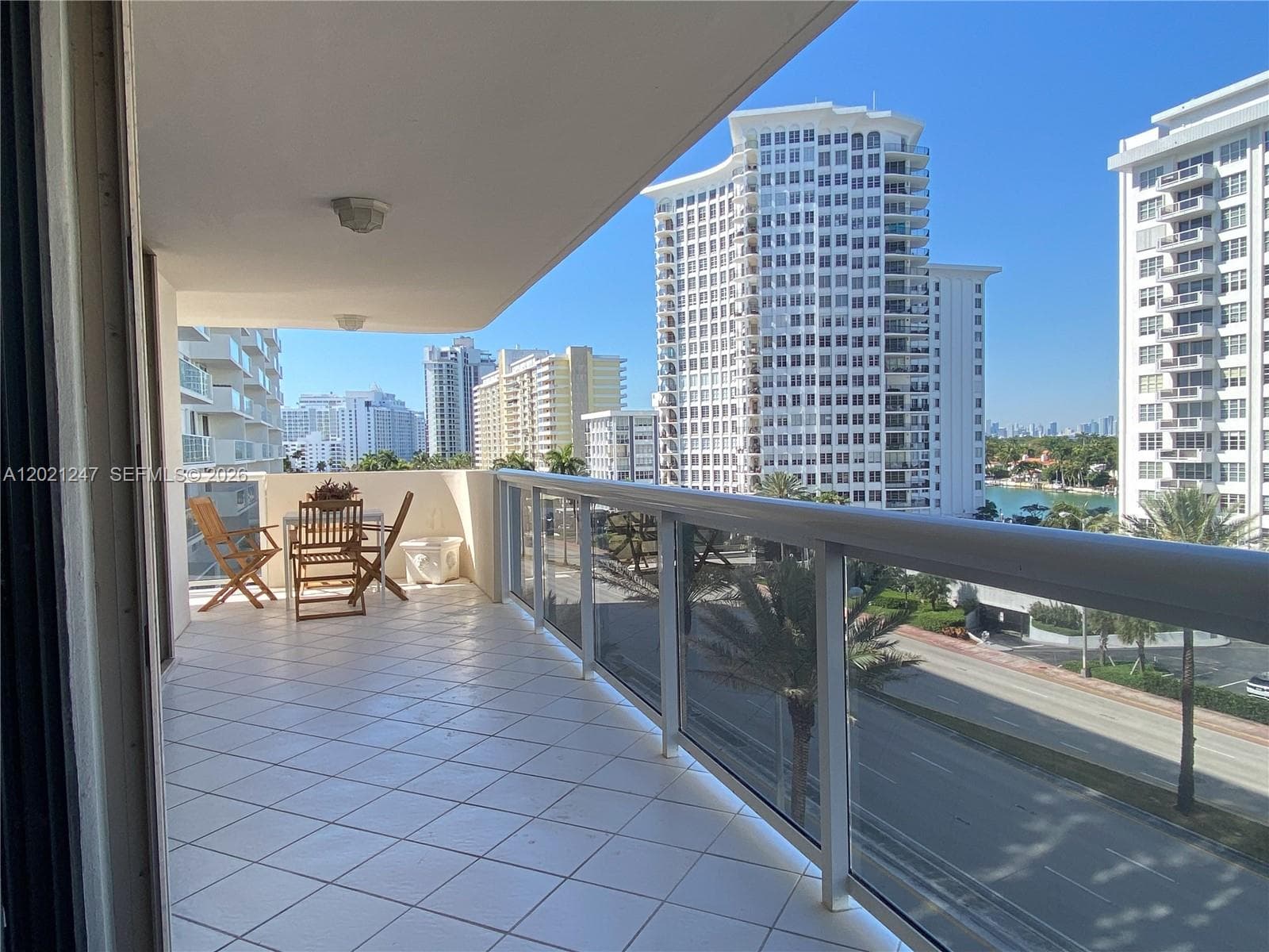 5757 Collins Ave 703 photo 11