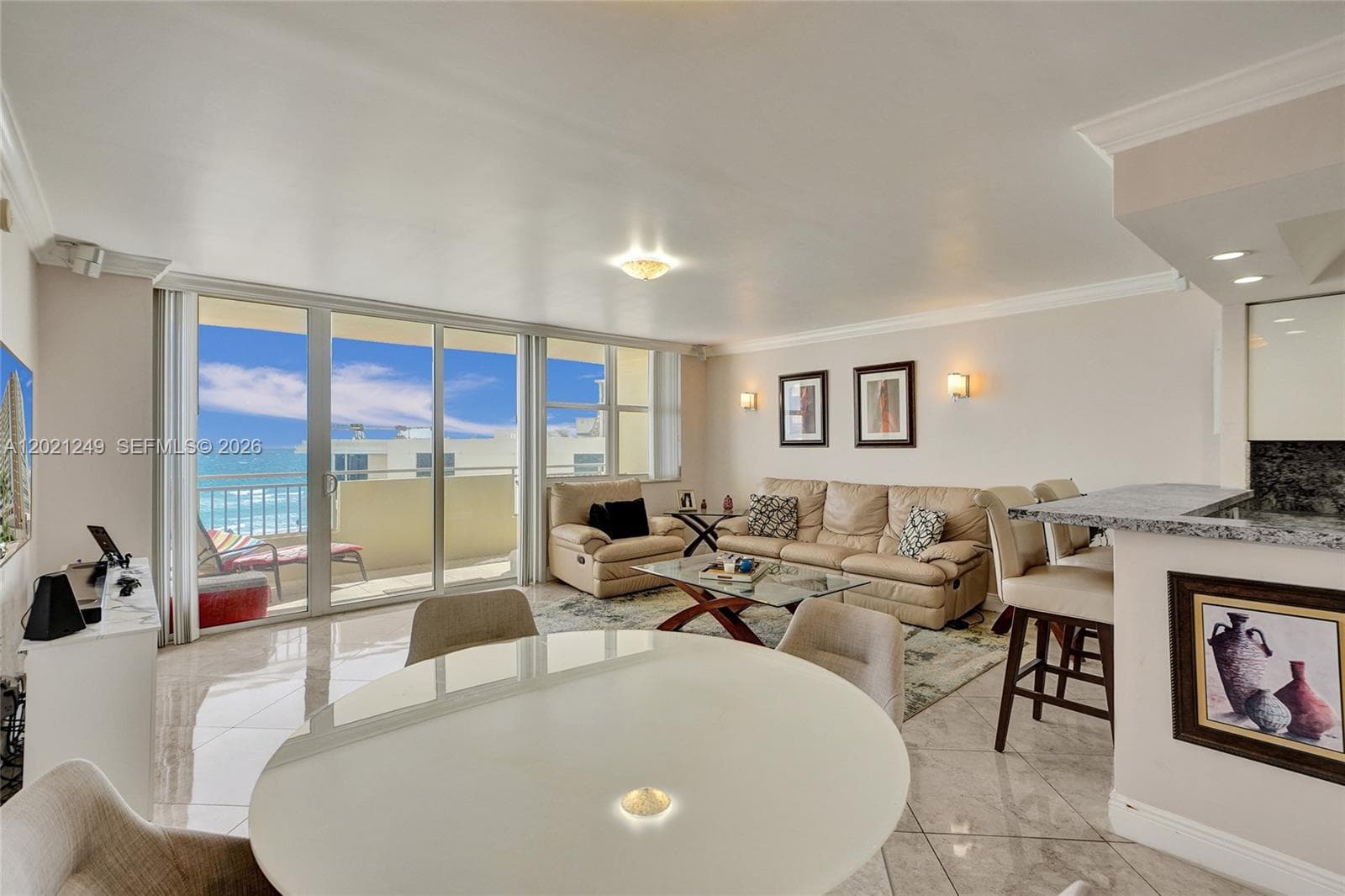 3180 Ocean Dr 415 photo 3