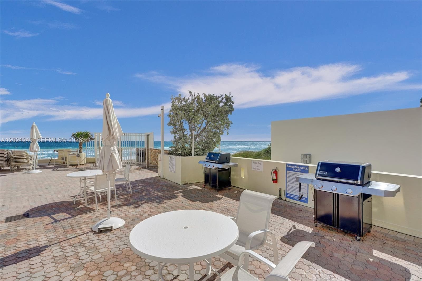 3180 Ocean Dr 415 photo 20