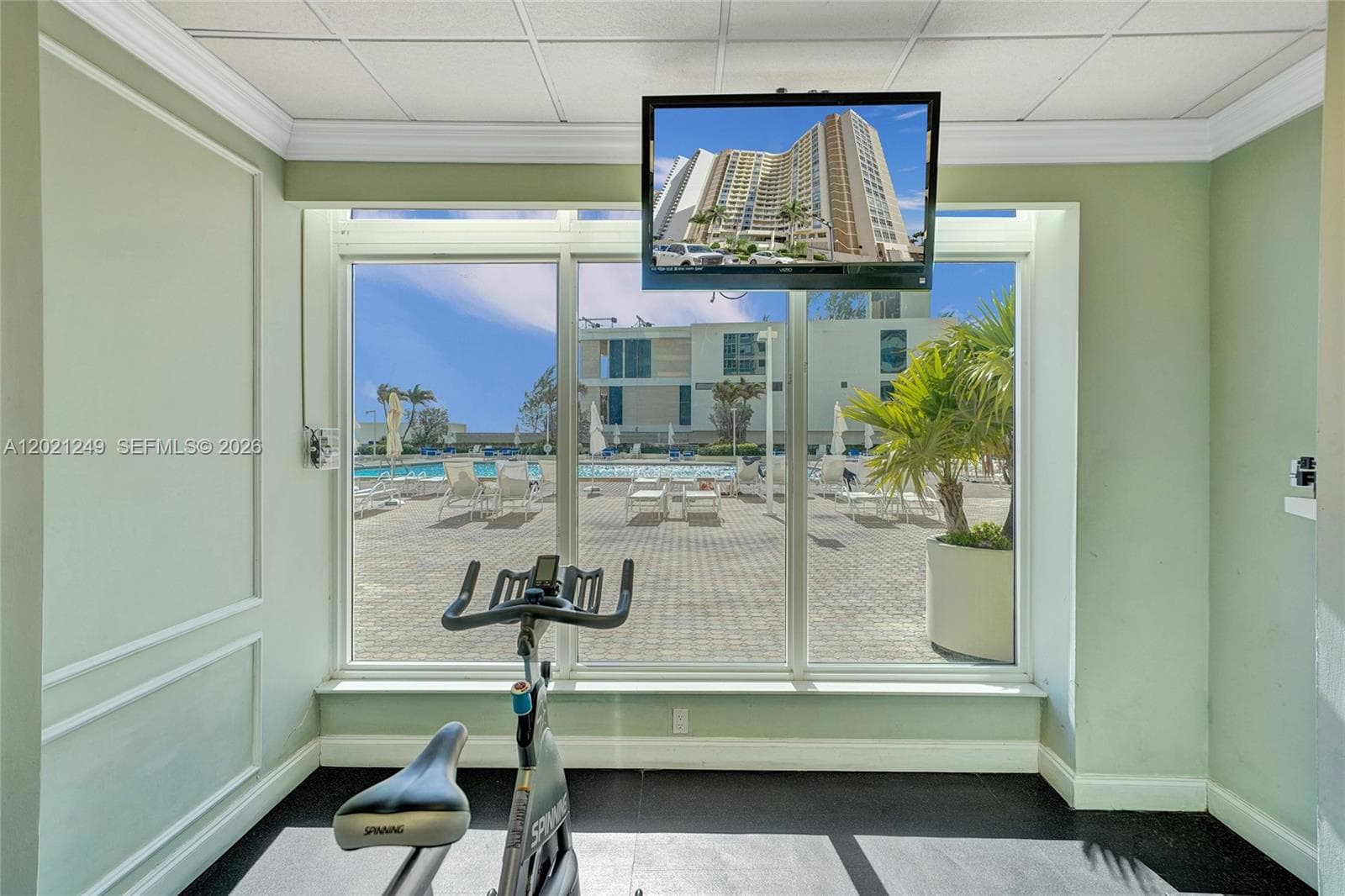 3180 Ocean Dr 415 photo 24