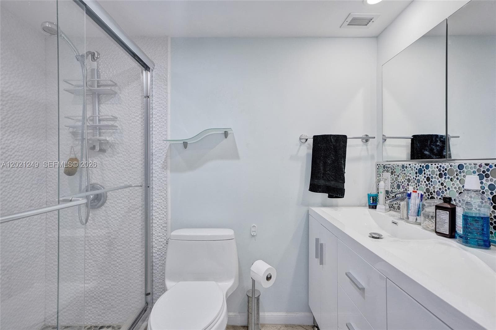 3180 Ocean Dr 415 photo 14