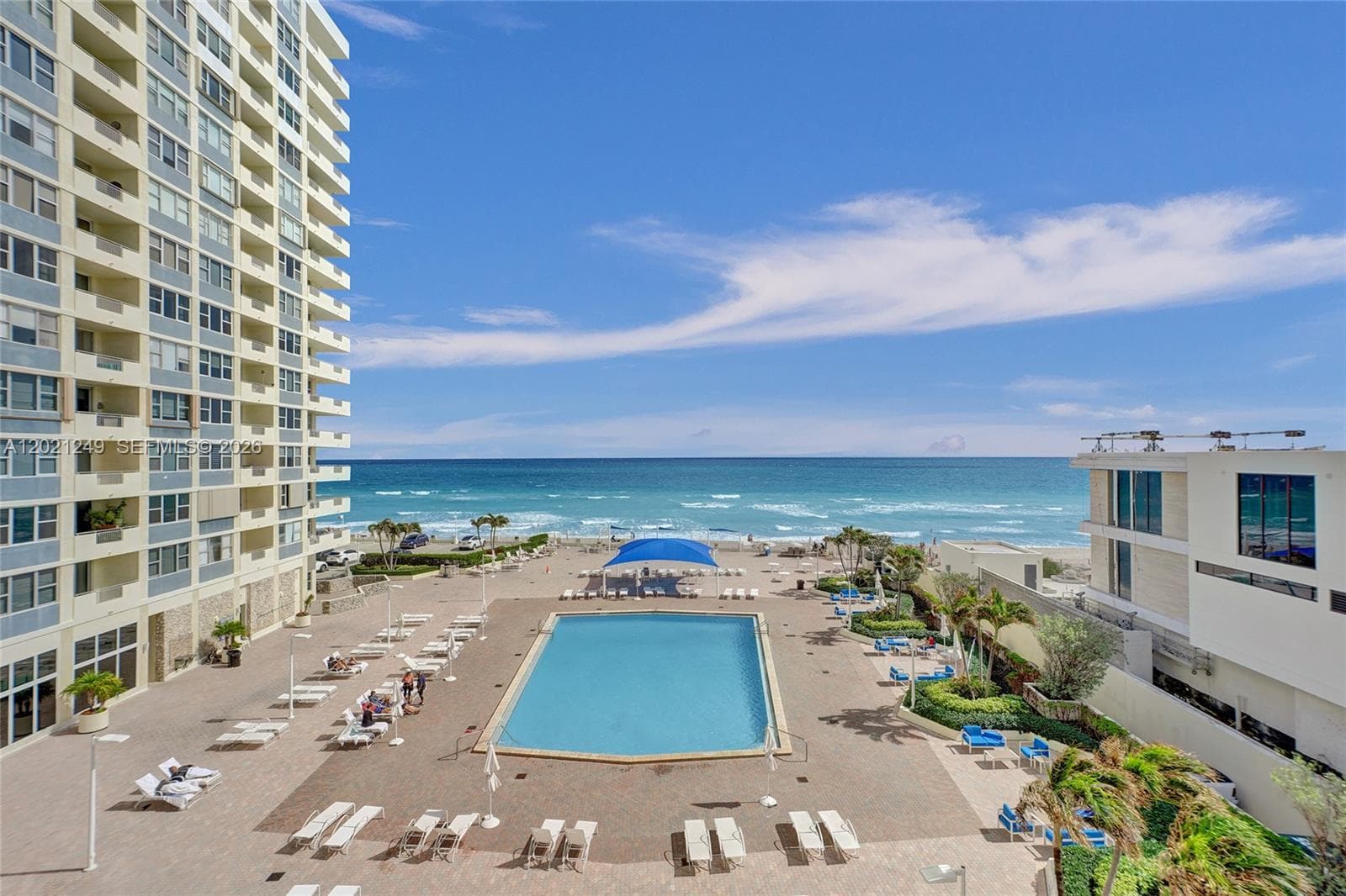 3180 Ocean Dr 415 photo 8