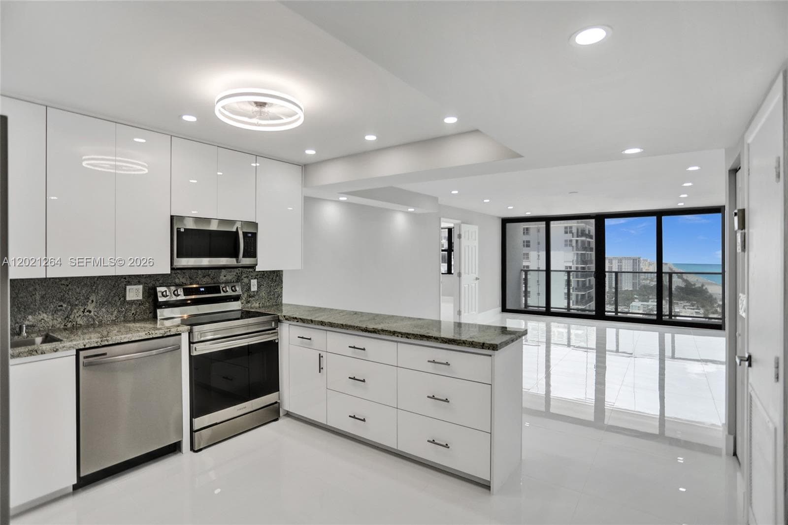 2301 Ocean Dr 2404 photo 4
