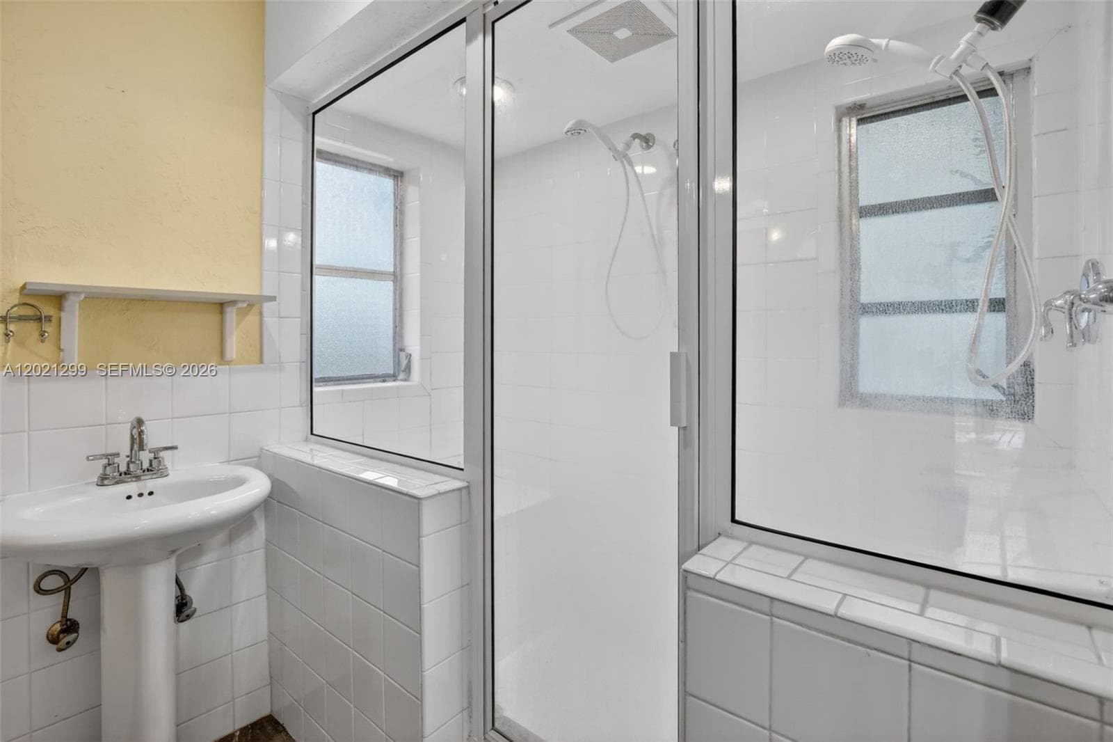 2048 SW 28th Ter photo 16