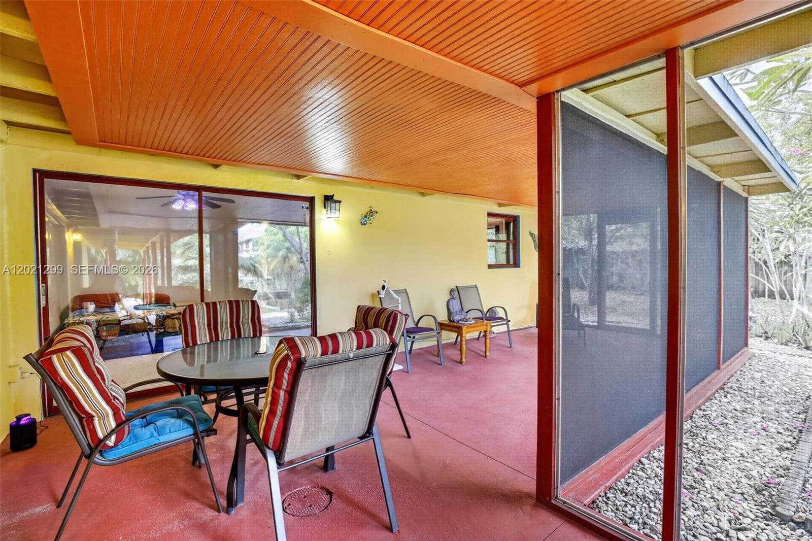 2048 SW 28th Ter photo 22