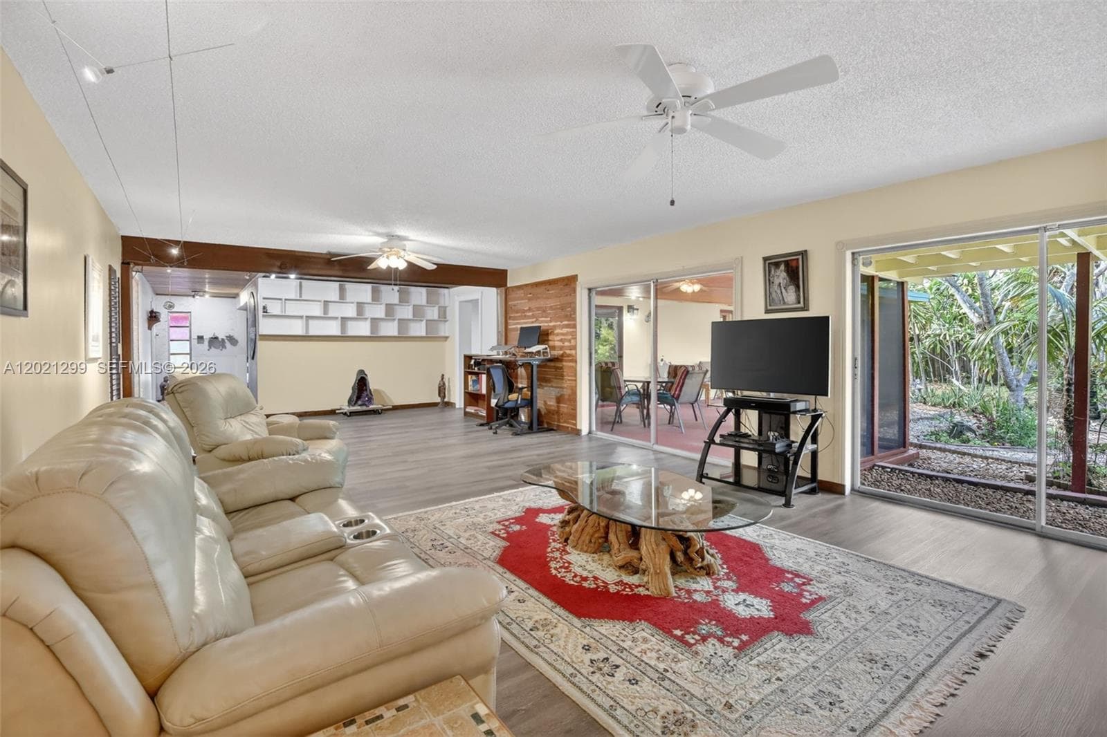 2048 SW 28th Ter photo 5