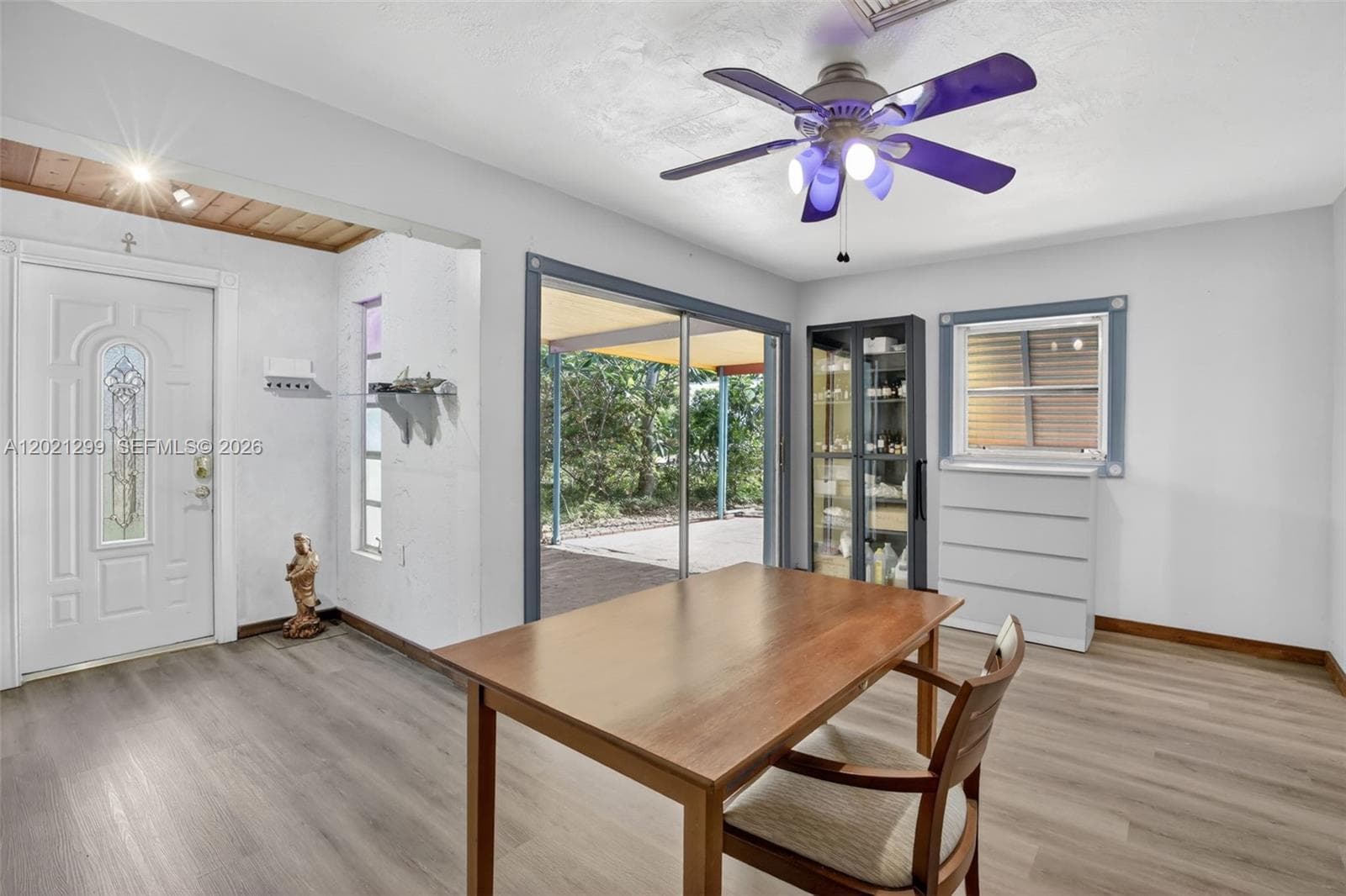 2048 SW 28th Ter photo 9
