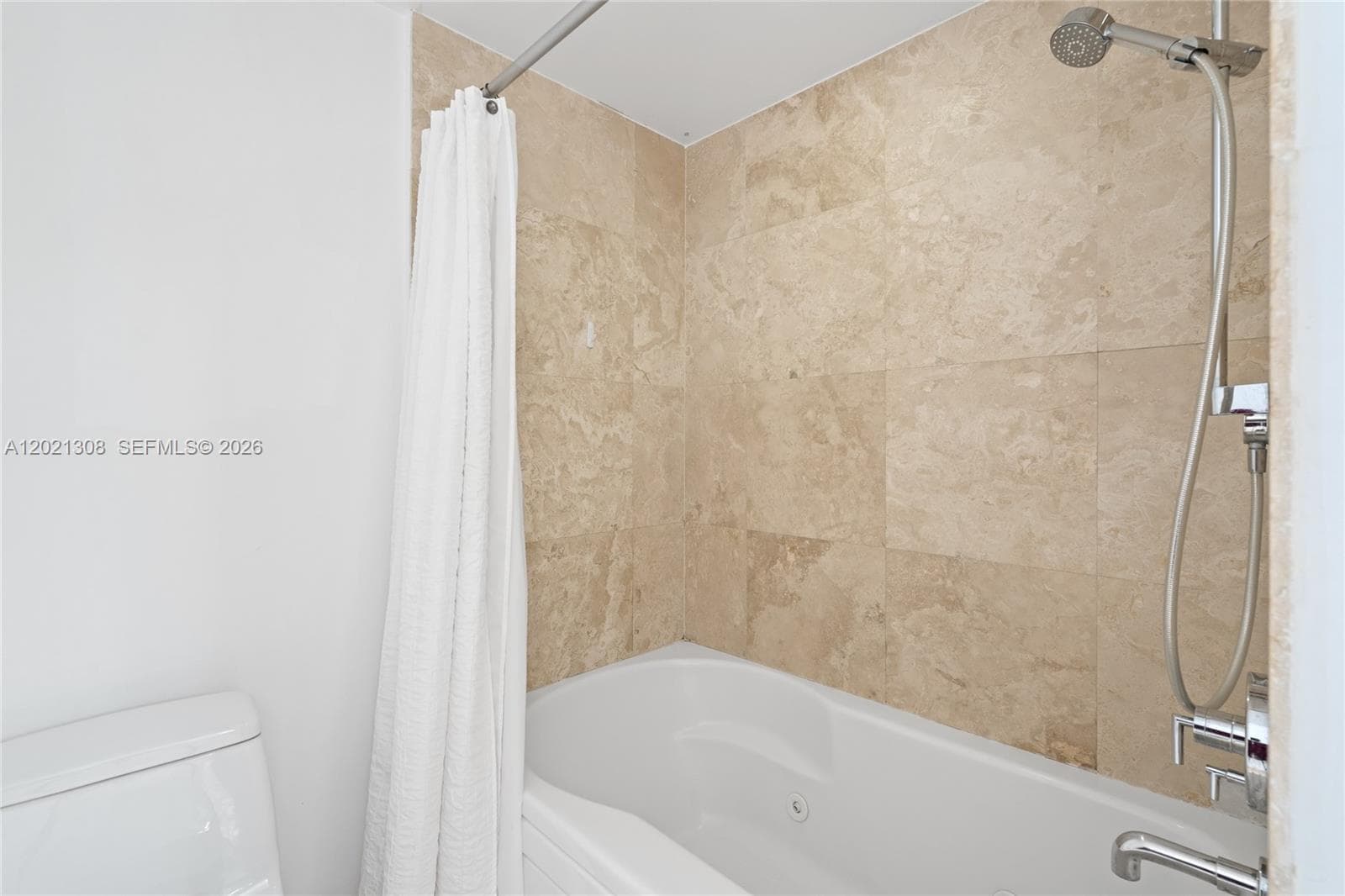 41 SE 5th St 1609 photo 25